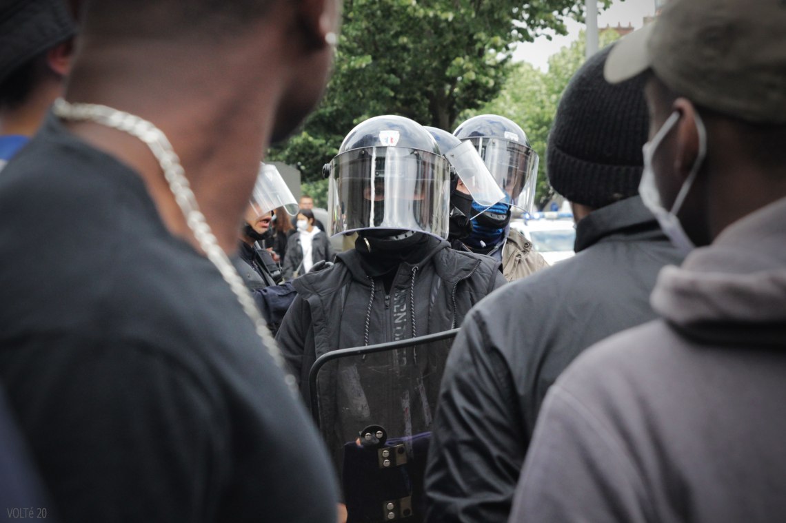Black-Lives-Matter---ROUEN-Face-a-la-police-rouennaise