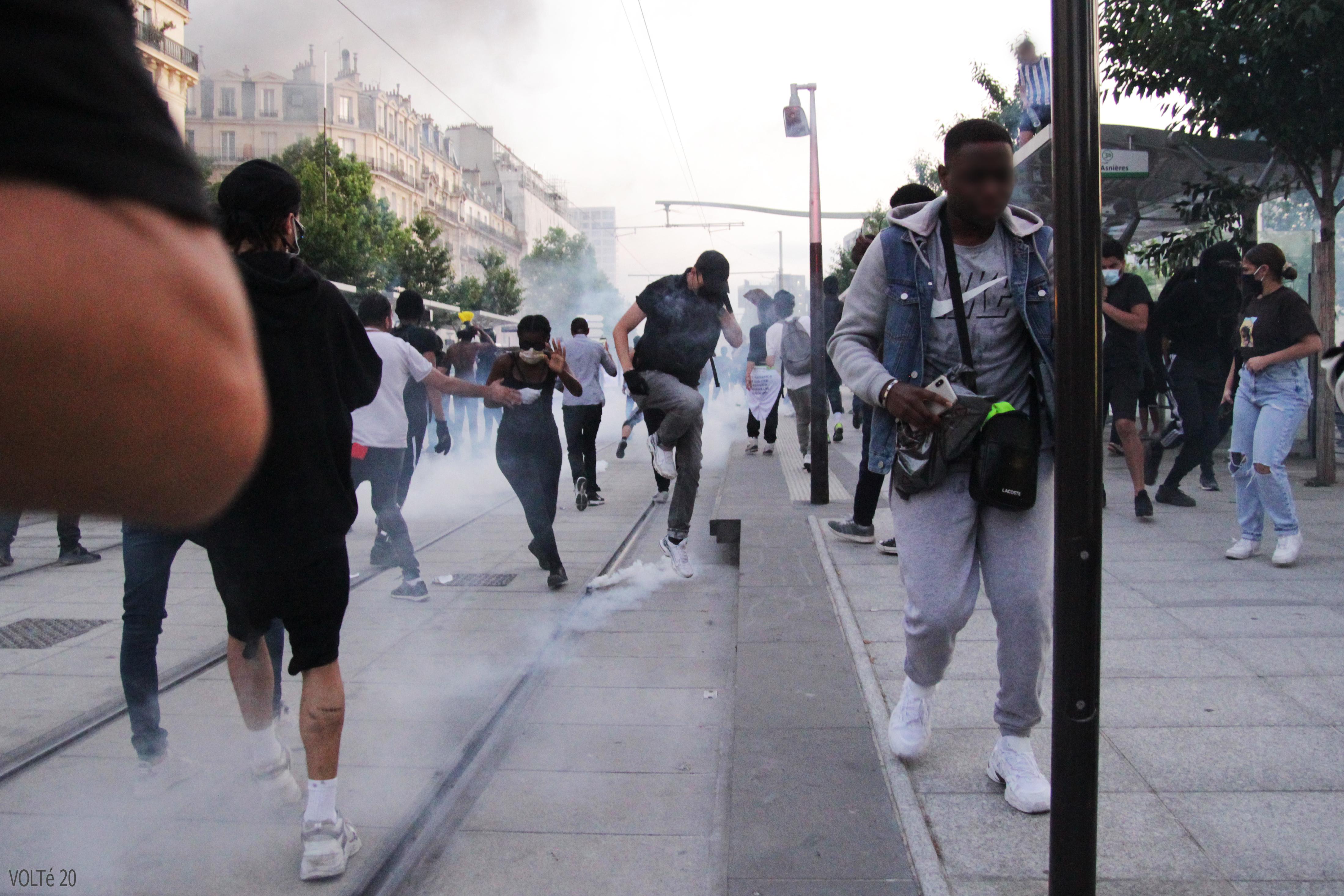 Justice pour Adama PARIS TGI - gazage tram porte clichy flouté